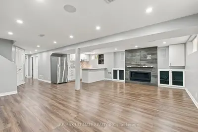 7639 Kittridge Drive, Mississauga, On L4t 3l9