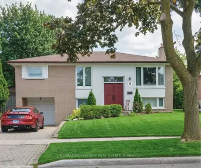 5 Conamore Crescent, Toronto, On M3j 1h2