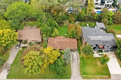 1342 Sedgewick Crescent, Oakville, On L6l 1x8