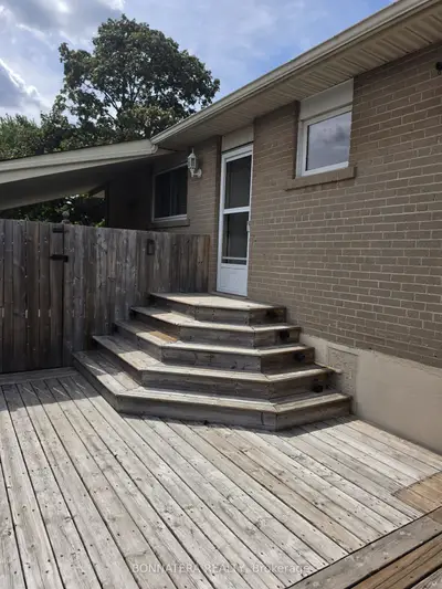 14 Northwood Drive, Brampton, On L6x 2l2
