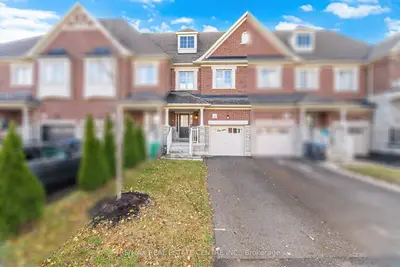 11 Yately Street, Brampton, On L7a 4r9