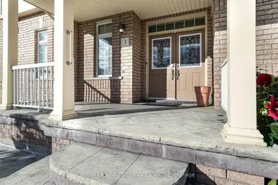 3 Coolwater Drive Upper, Brampton, On L6r 0x7