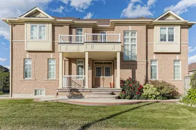 3 Coolwater Drive Upper, Brampton, On L6r 0x7