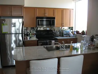 388 Prince Of Wales Drive 709, Mississauga, On L5b 0a1