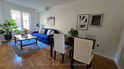 43 Brickworks Lane, Toronto, On M6n 5h8