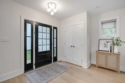 59 Fairwood Place E, Burlington, On L7t 2b7