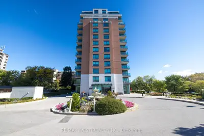1403 Royal York Road 209, Toronto, On M9p 0a1