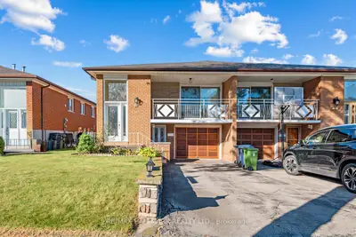18 Sorlyn Avenue, Toronto, On M6l 1h8