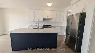 9 Sugar Pearl Road, Brampton, On L6z 0k5