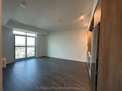 2495 Eglinton Avenue W 1913, Mississauga, On L5m 2v8