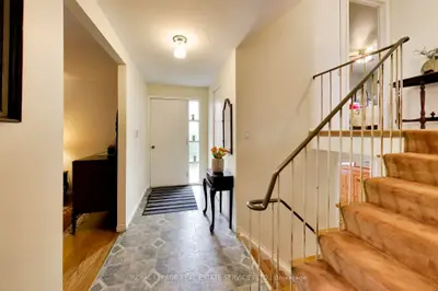 24 Elmvale Crescent, Toronto, On M9v 2b9