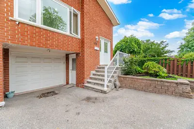 578 Cavell Drive, Mississauga, On L5b 2n9