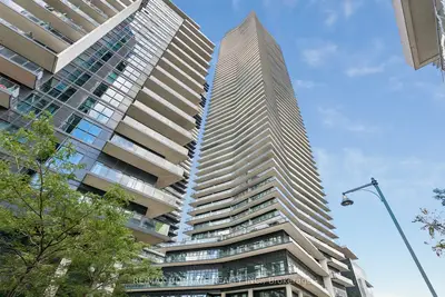 38 Annie Craig Drive 4409, Toronto, On M8v 0g9