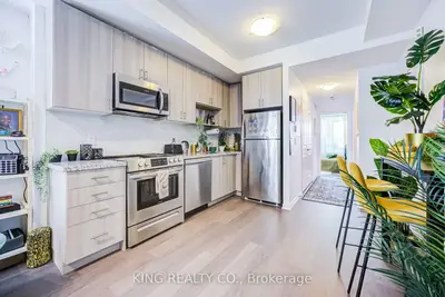 1120 Briar Hill Avenue 201, Toronto, On M6b 1m7