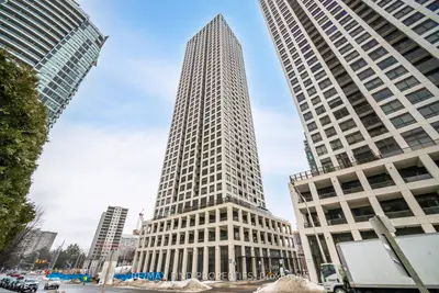 30 Elm Drive W 3604, Mississauga, On L5b 0n6
