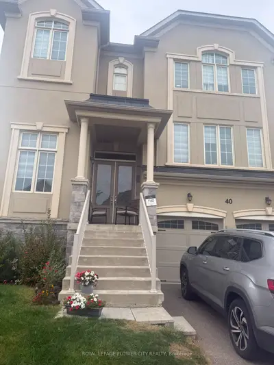 41 Cape Dorset Crescent, Brampton, On L6r 3k9