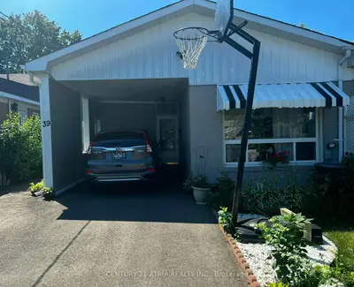 39 Frankton Crescent Lower, Toronto, On M3j 1c2