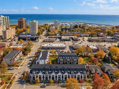 138 East Street 4, Oakville, On L6l 0h9