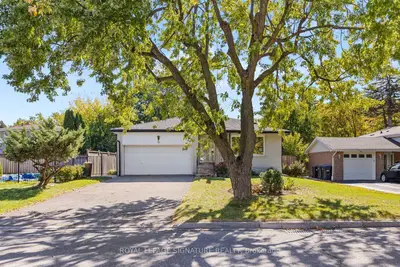 72 Cavendish Crescent, Brampton, On L6t 1z4