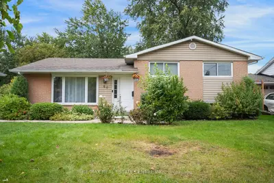66 Theodore Drive, Mississauga, On L5m 1e4