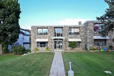 65 First Street 10, Orangeville, On L9w 2e6