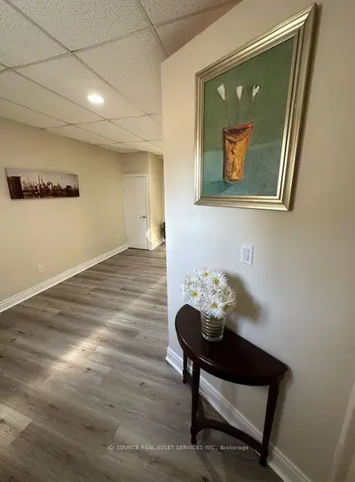 797 Lakeshore Road E Unit 3, Mississauga, On L5g 1c8