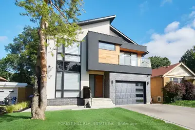 8 Nora Road, Toronto, On M9a 1c9