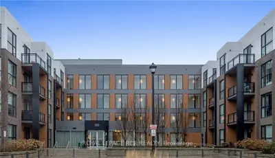 150 Sabina Drive 406, Oakville, On L6h 0w3
