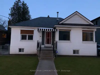 54 Ash Crescent, Toronto, On M8w 1e6