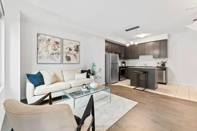 26 Applewood Lane 46, Toronto, On M9c 0c1