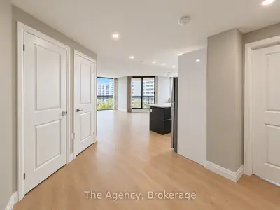 2200 Sherobee Road 810, Mississauga, On L5a 3y3