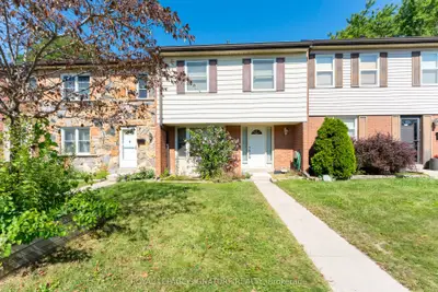 2825 Gananoque Drive 40, Mississauga, On L5n 1v6