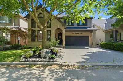 2345 Joshua Drive, Burlington, On L7l 6n6