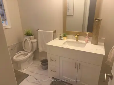 40 Seymour Road, Brampton, On L6r 4a6