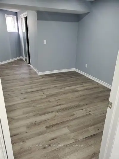 48 Howell Street, Brampton, On L6y 3h8