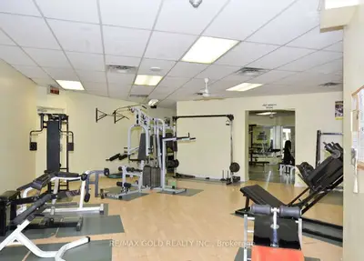 390 Dixon Road 1603, Toronto, On M9r 1t4