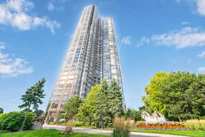 1 Palace Pier Court 4203, Toronto, On M8v 3w9
