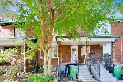 32 Castleton Avenue Main, Toronto, On M6n 3z5