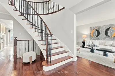 1246 Winterbourne Drive, Oakville, On L6j 7g2