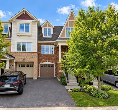 19 Signature Lane, Brampton, On L7a 0t2