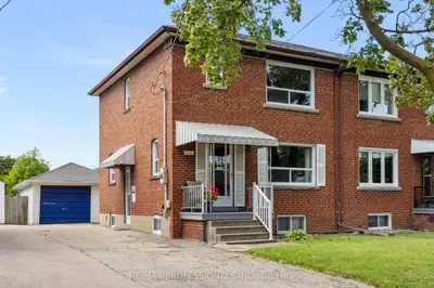 122 Treeview Drive, Toronto, On M8w 4c3