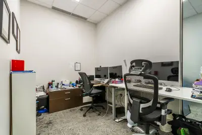 347 Jane Street Private Office, Toronto, On M6s 3z3