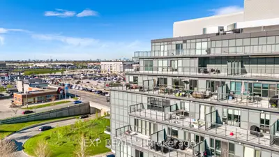16 Mcadam Avenue 705, Toronto, On M6a 1s5