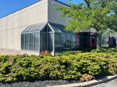 5160 Explorer Drive 40, Mississauga, On L4w 4t7
