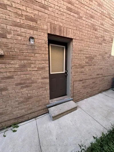 84 Speedwell Street, Brampton, On L6x 5h1