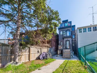 160 Lansdowne Avenue 4, Toronto, On M6k 2v9