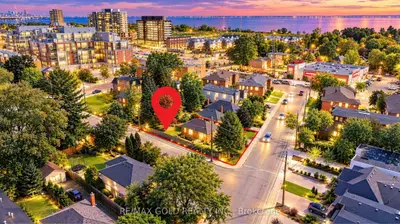 11 Pine Avenue N, Mississauga, On L5h 2p7