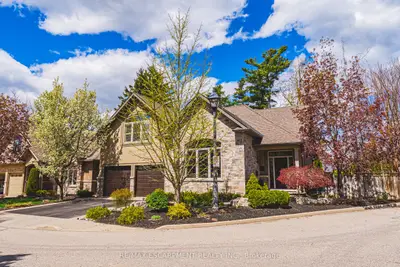 976 Shadeland Avenue 3, Burlington, On L7t 2m5