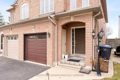 5382 Longhouse Crescent Upper, Mississauga, On L5r 4a5