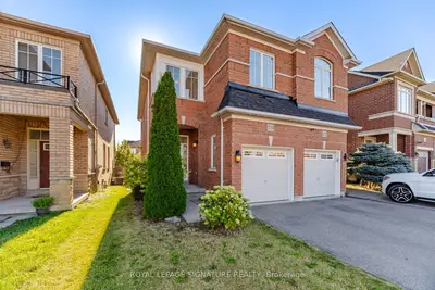 3250 Sunlight Street, Mississauga, On L5m 0g7